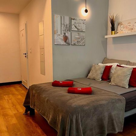 Special 1 Bed Room Condo Warszawa Center Kültér fotó